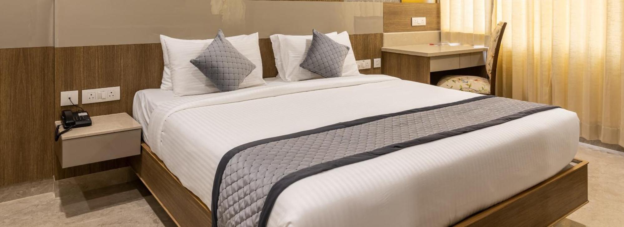 Hotel Rathna Residency Erode Esterno foto
