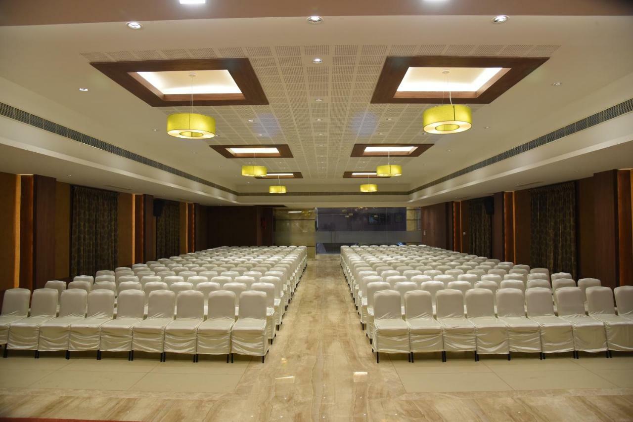 Hotel Rathna Residency Erode Esterno foto